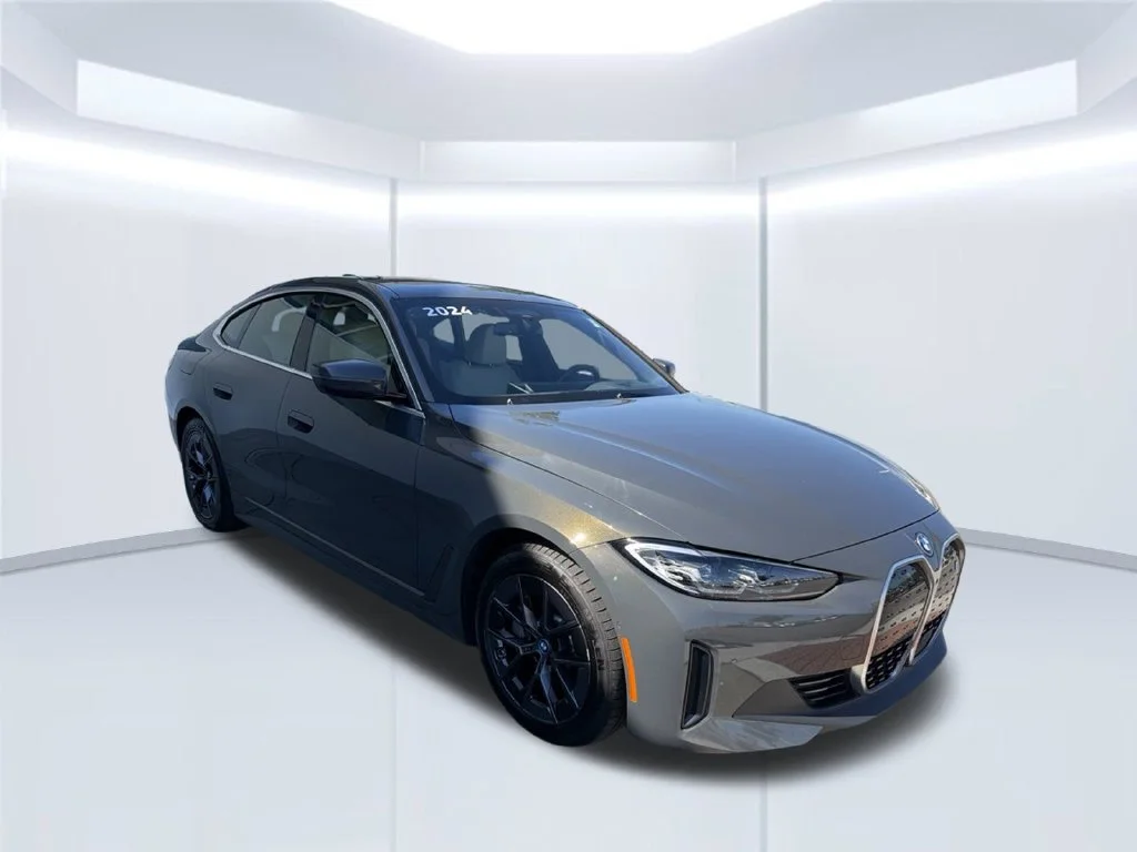 Used 2024 Gray BMW eDrive35 image 9