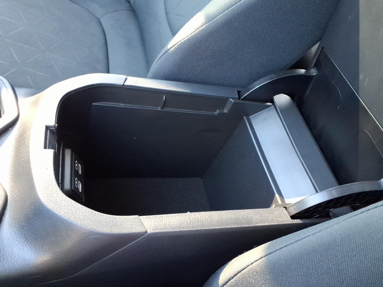 Used 2024  Toyota XLE image 22