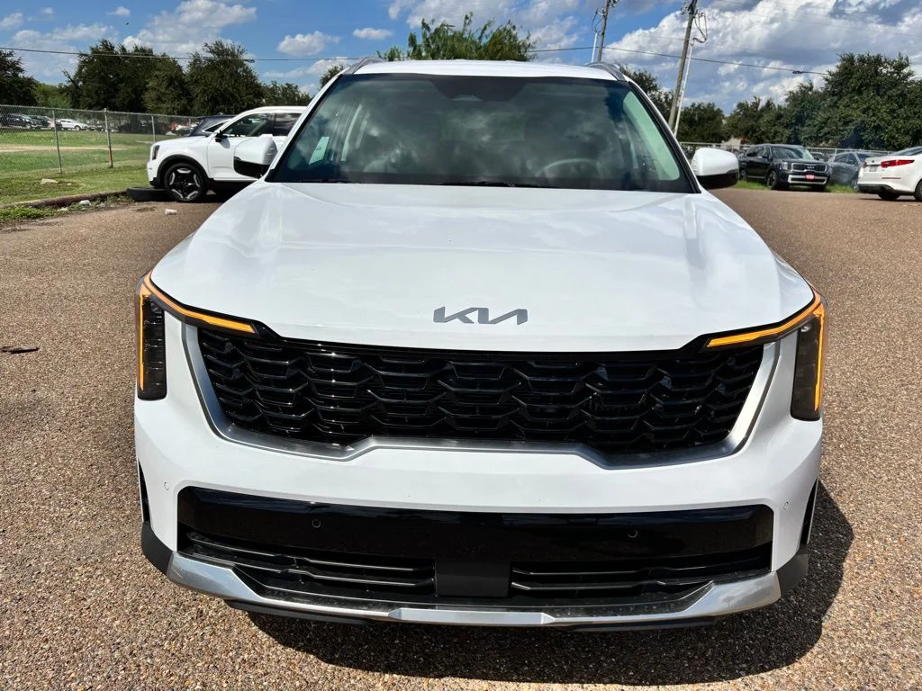 New 2026 White Kia EX image 2