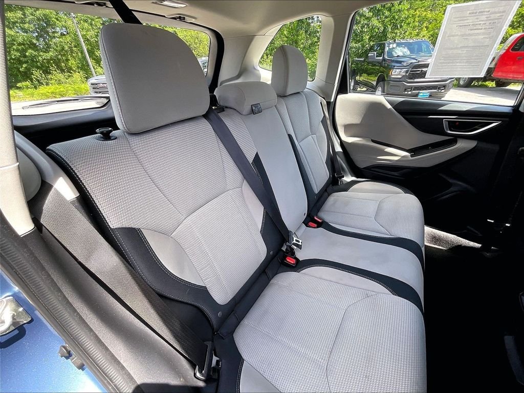 Used 2022 Horizon Blue Pearl Subaru Base image 15
