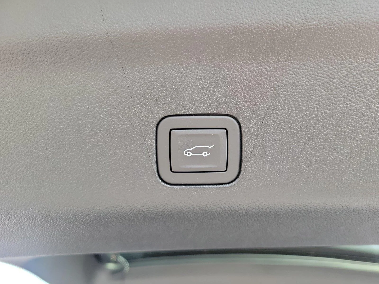 2026 GMC Yukon Denali - Photo 7