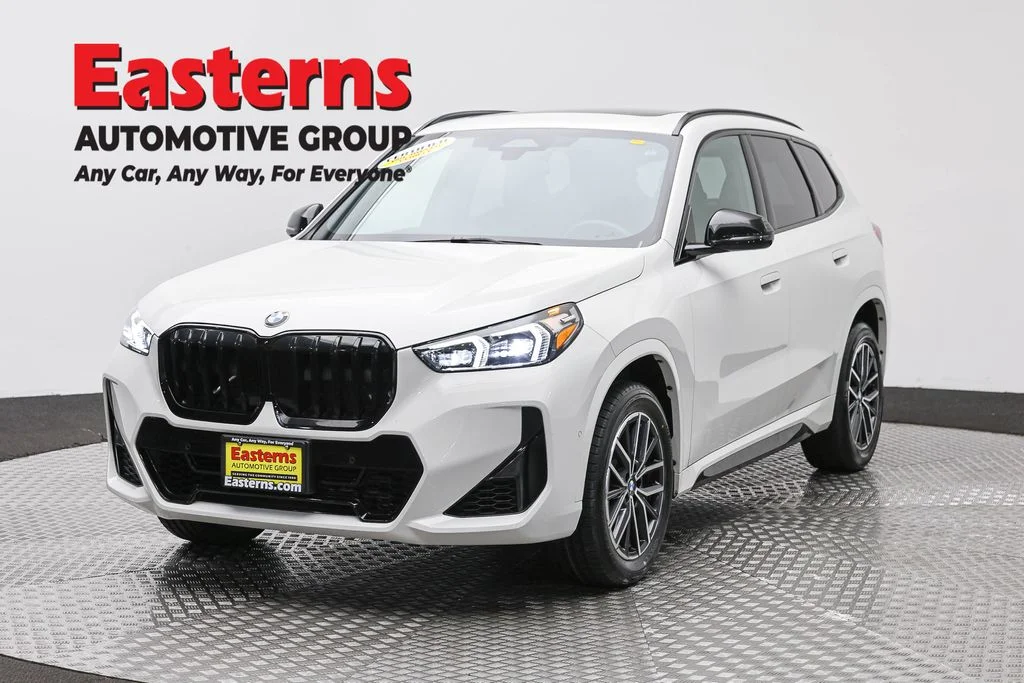 Used 2023 White BMW xDrive28i image 1