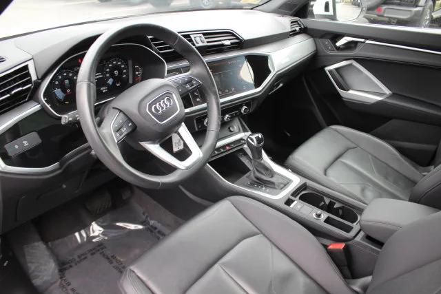 Used 2025 White Audi Premium image 3