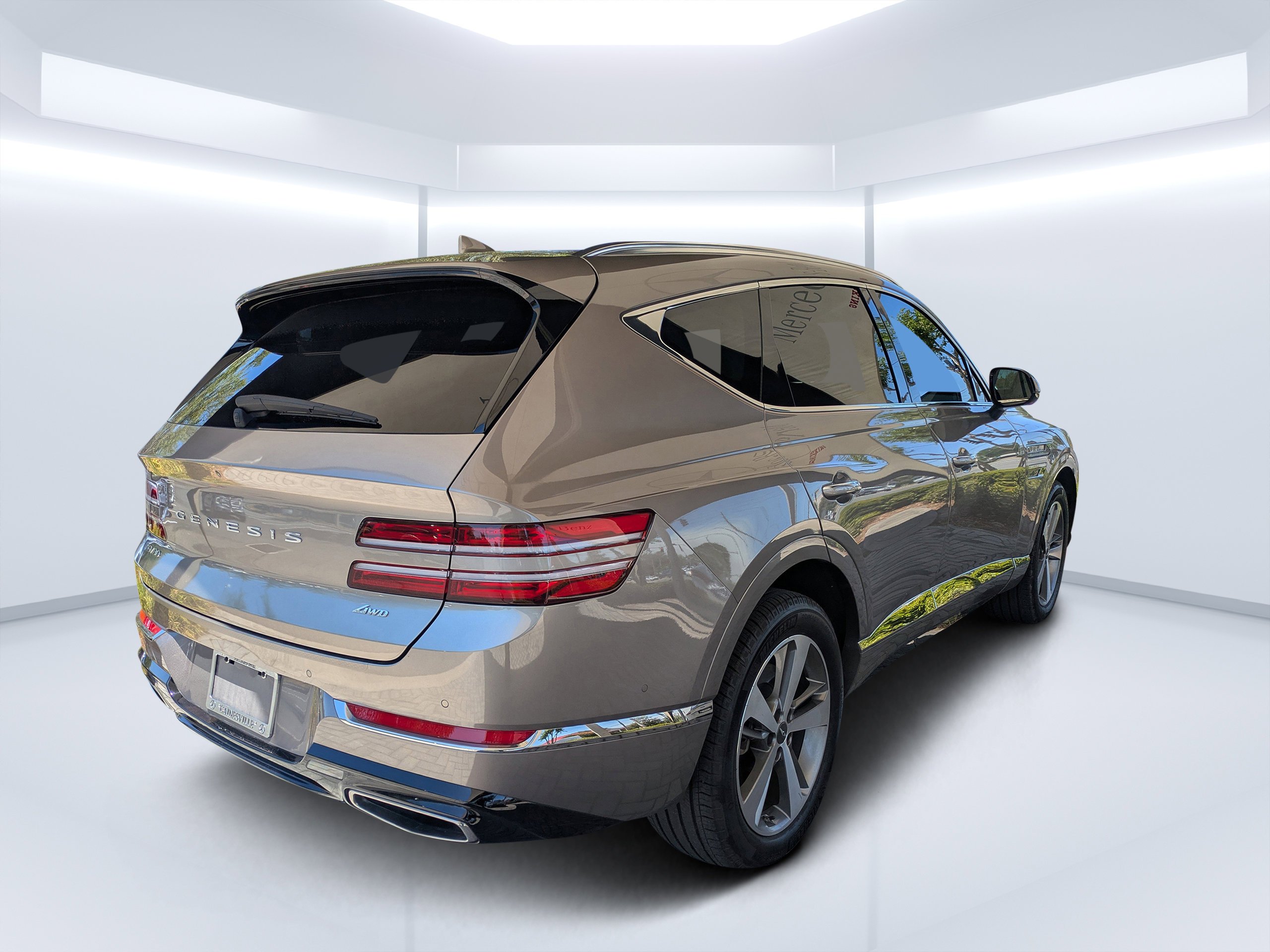 Used 2021 Gold Coast Silver Genesis 2.5T image 3
