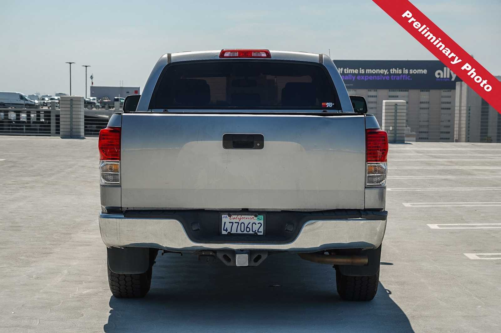Used 2012 Silver Sky Metallic Toyota  image 7