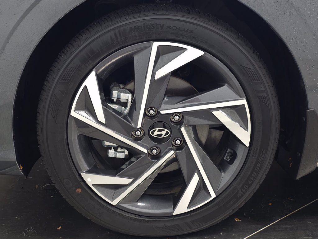 Certified Used 2025 Ecotronic Gray Hyundai SEL Sport image 12