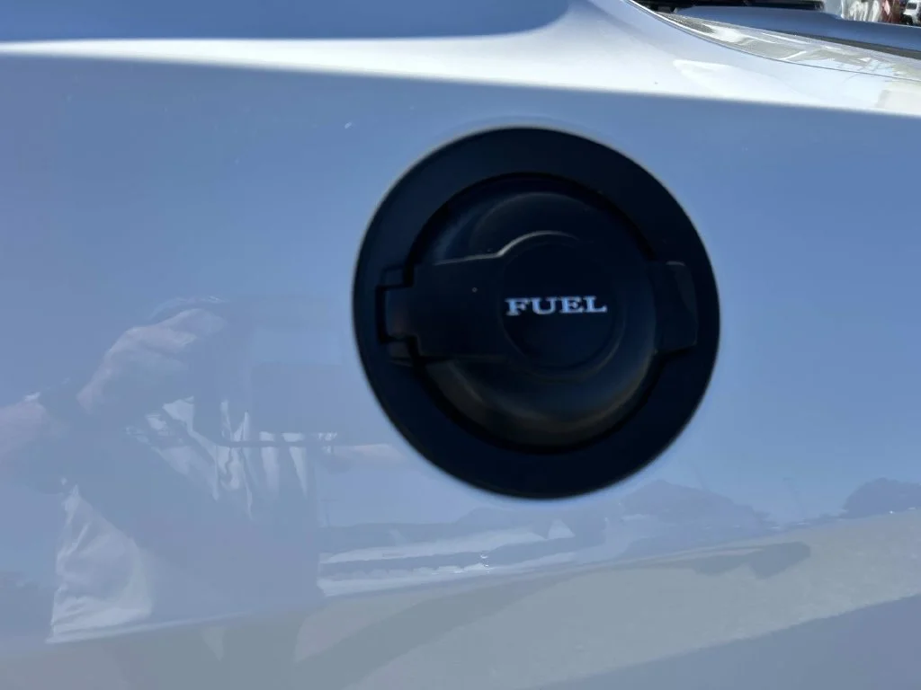 Used 2021 White Dodge SXT image 16