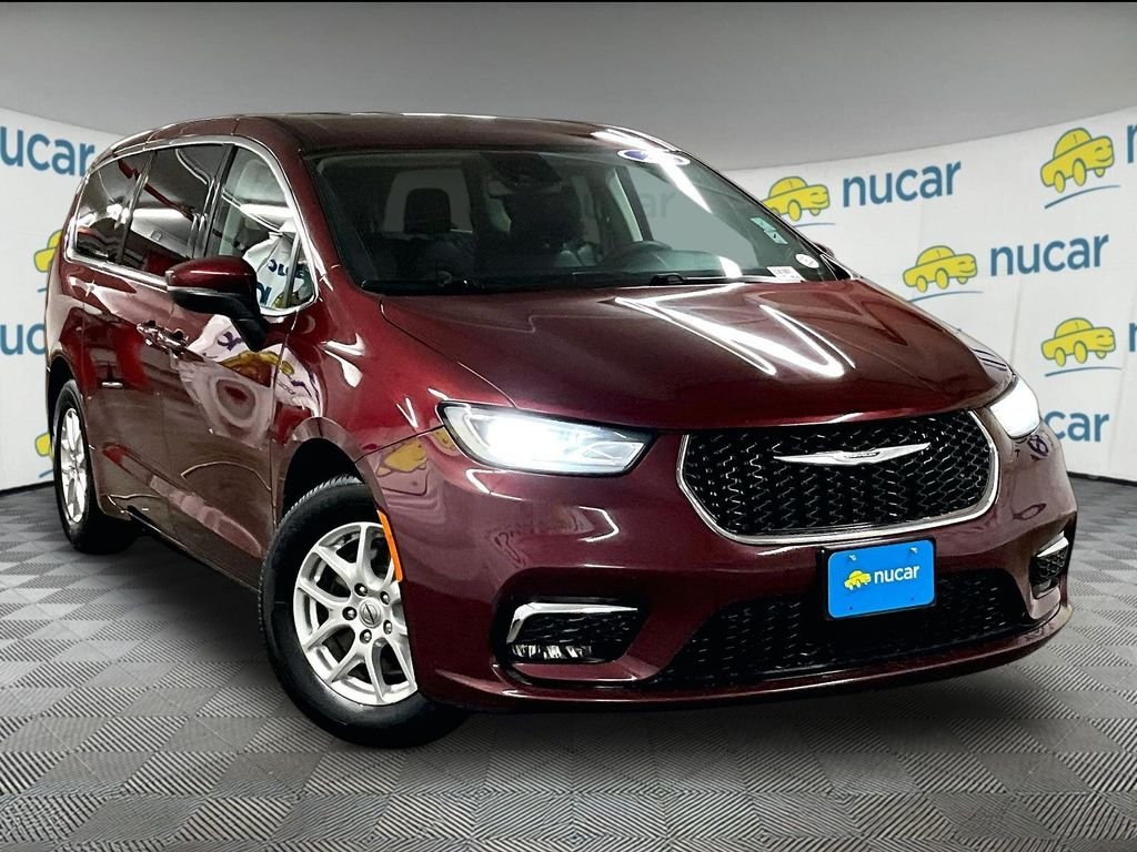 Used 2023 Red Chrysler Touring L image 1