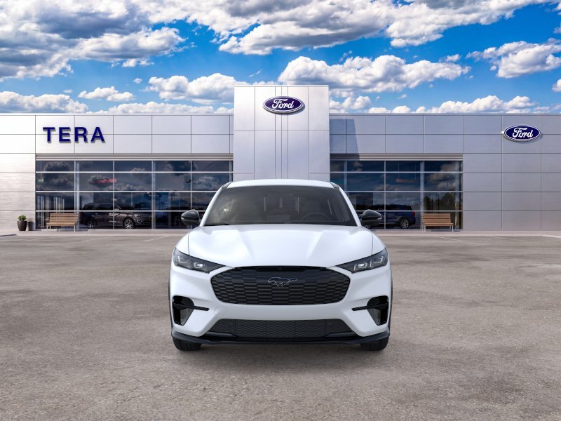 New 2025 Star White Metallic Tri-coat Ford Premium image 38