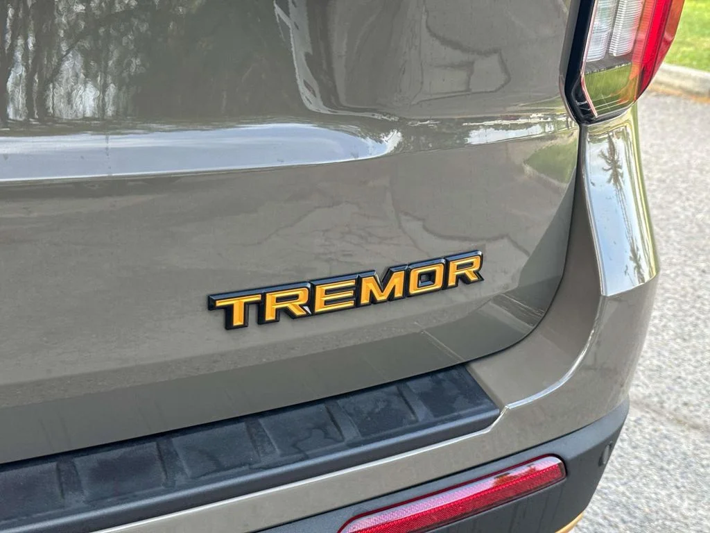 2026 Ford Explorer Tremor - Photo 17