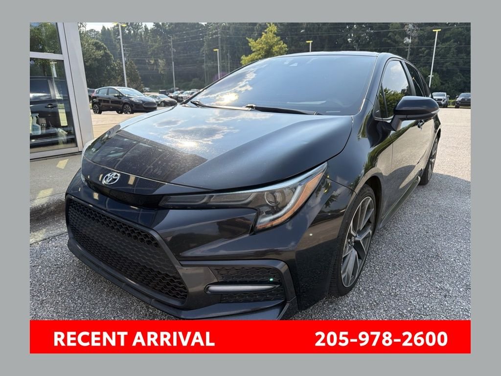 Used 2021 Black Toyota SE image 1