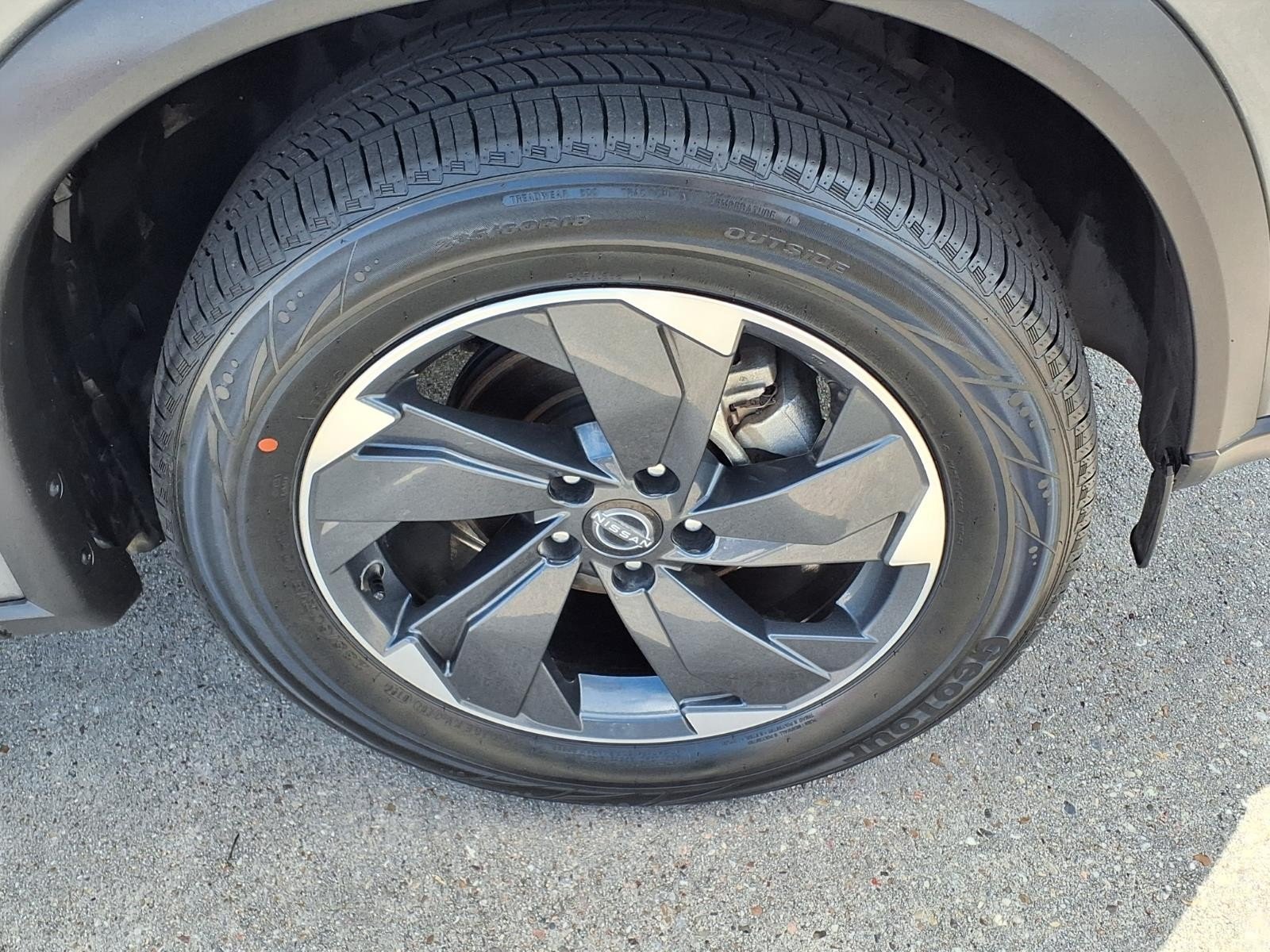 2024 Nissan Rogue SV Gray at Robbins Nissan