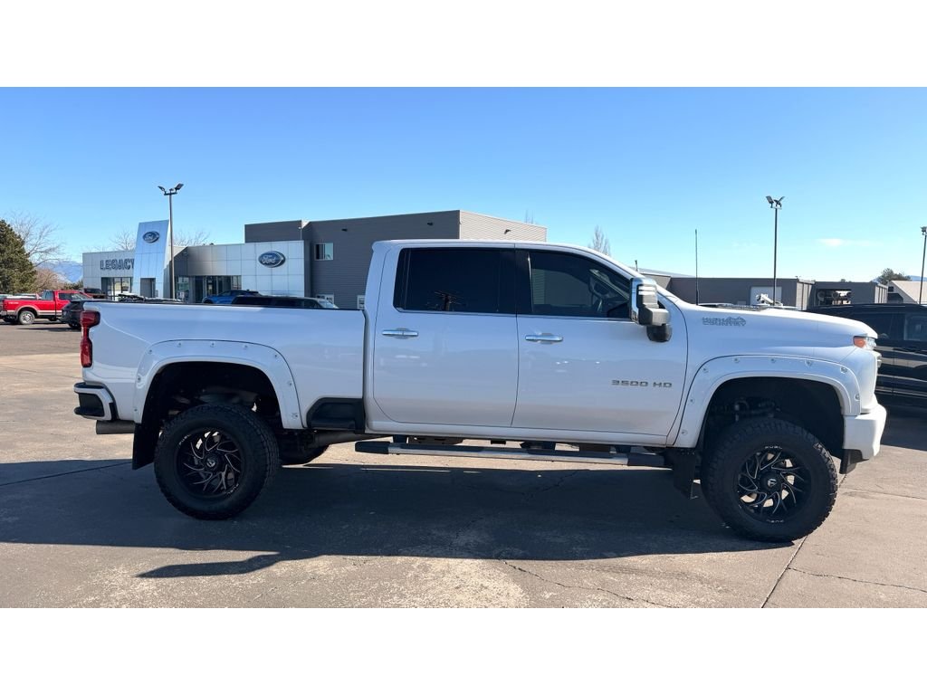 Used 2023 White Chevrolet High Country image 8