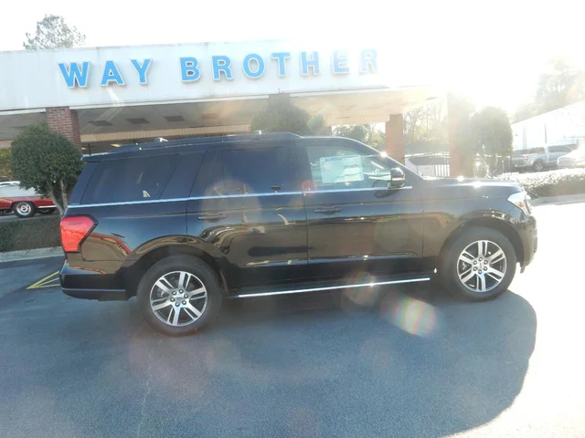 2022 Ford Expedition XLT 4X2