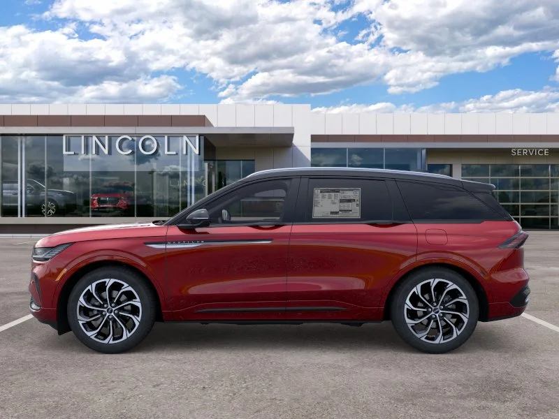 New 2026 Red Carpet Metallic Tinted Clearcoat Lincoln Reserve image 3