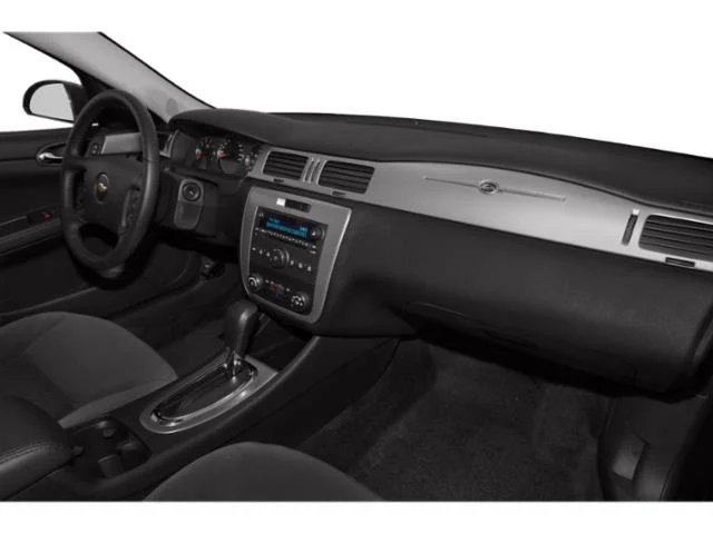 Used 2015 Summit White Chevrolet LT image 21