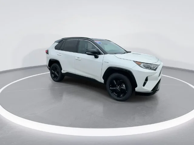 Used 2019 White Toyota XSE image 1