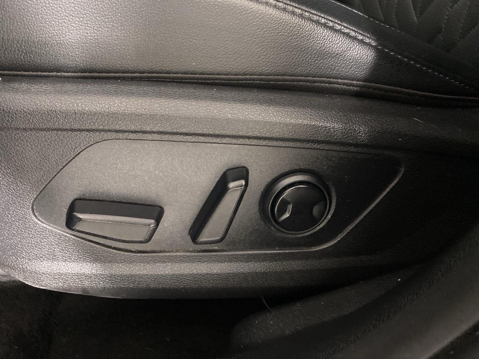 Used 2024 Ebony Black Kia X-Line image 13