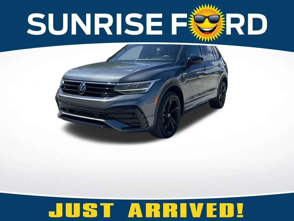2023 Volkswagen Tiguan SE R-LINE BLACK