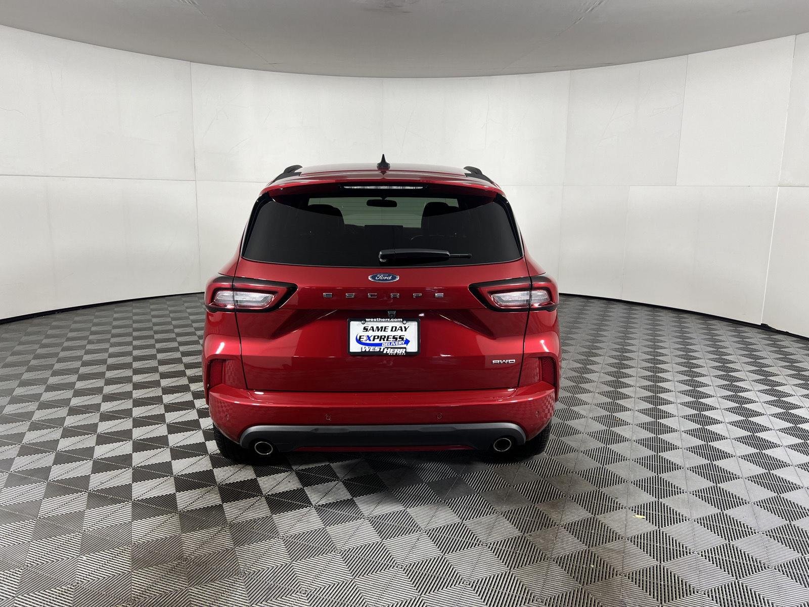 Used 2024 Rapid Red Metallic Tinted Clearcoat Ford ST-Line image 19