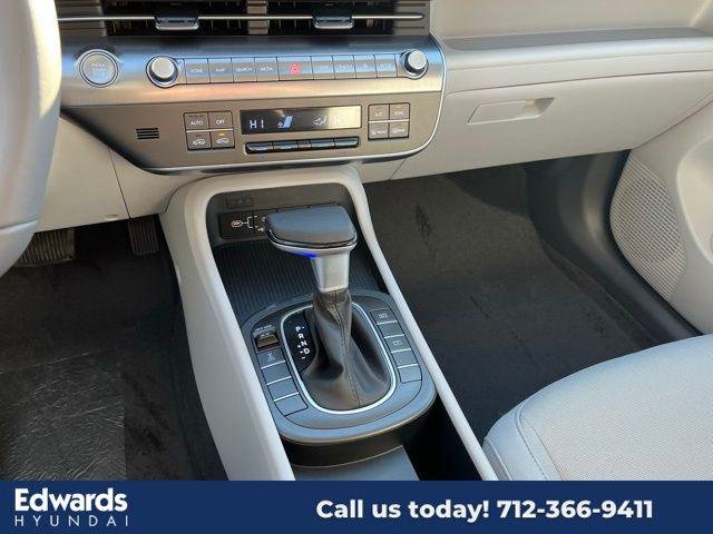 New 2025 Gray Hyundai SEL Convenience AWD image 27