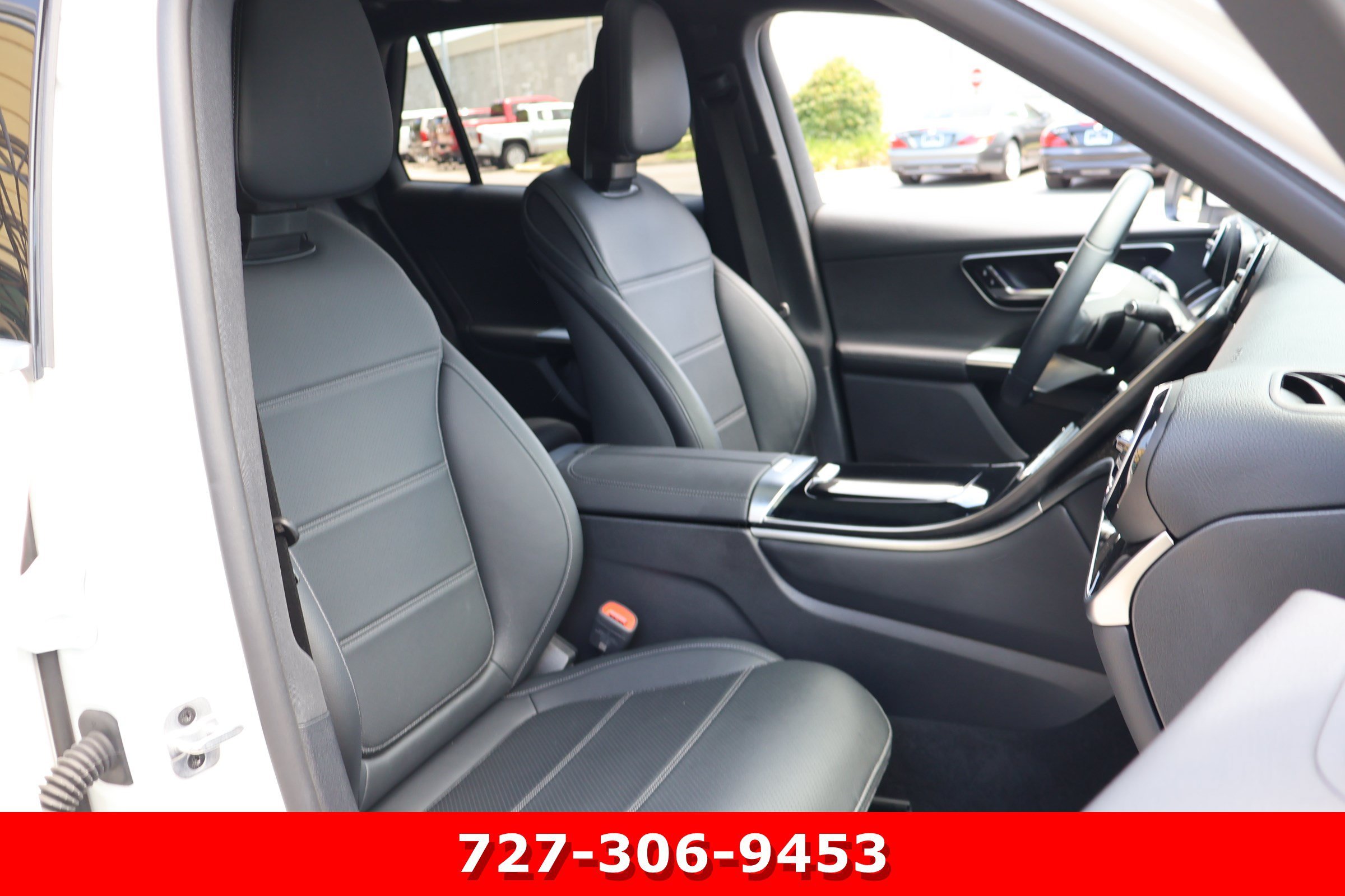 Certified Used 2025 Polar White Mercedes-Benz GLC 300 image 23