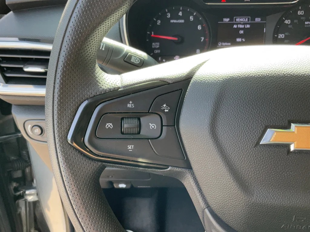 Used 2023 Gray Chevrolet LT image 16