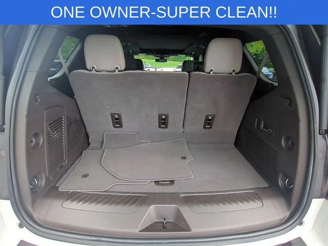 Used 2022 White GMC SLT image 36