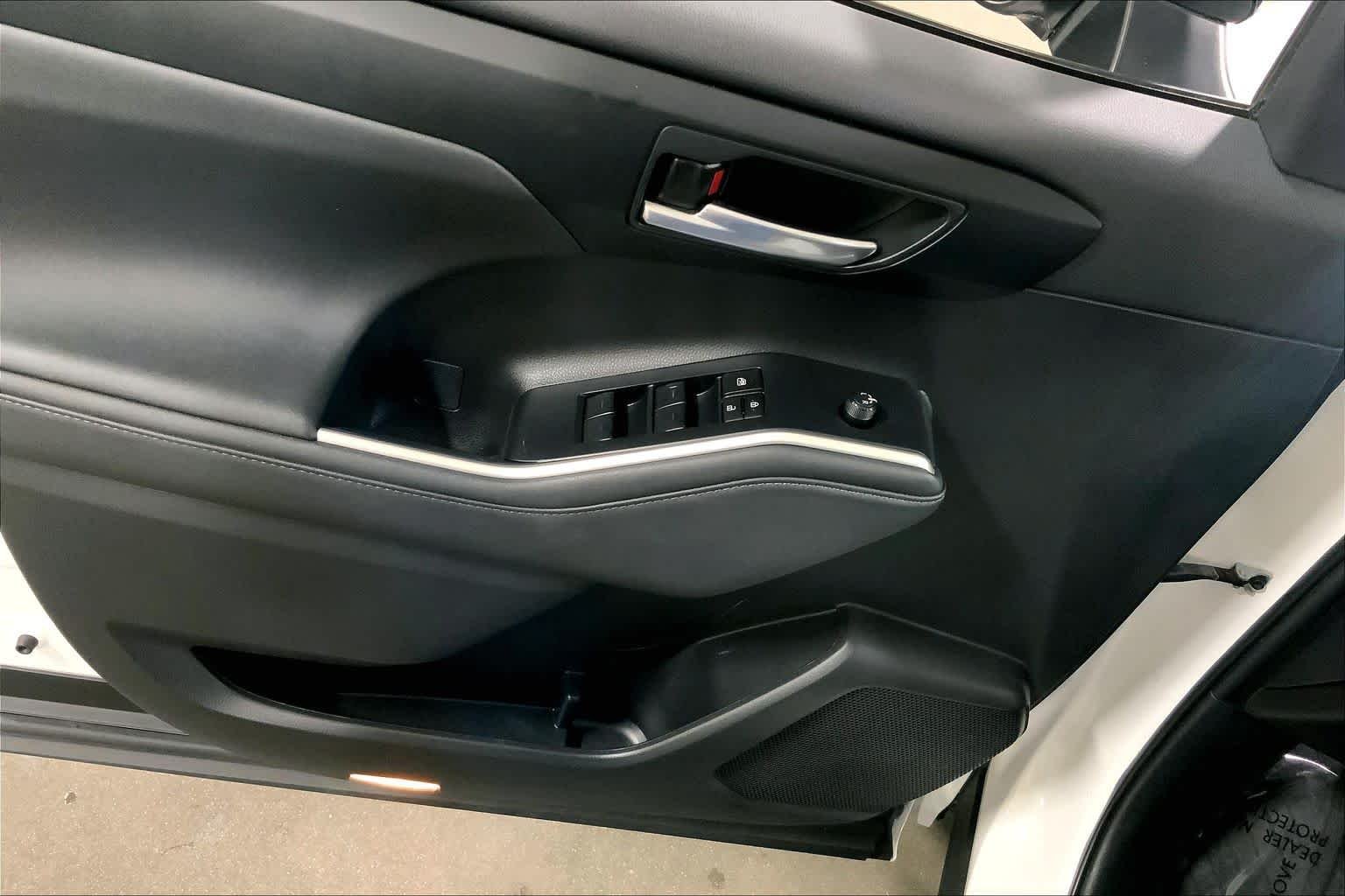 Used 2023 Wind Chill Pearl Toyota XSE image 36