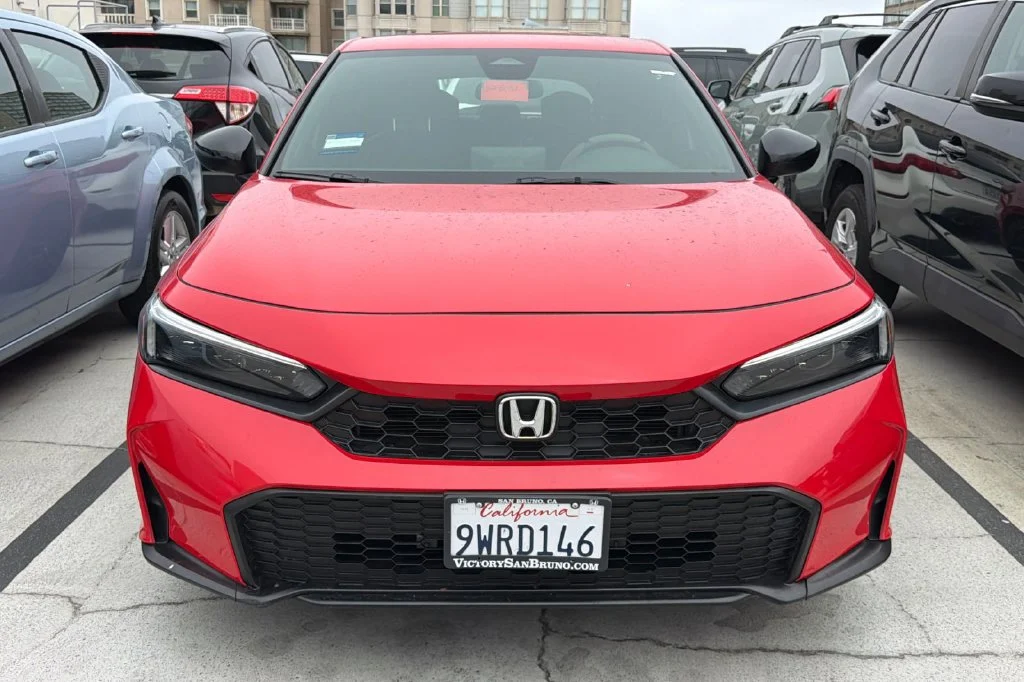 Used 2025 Rallye Red Honda Sport image 3