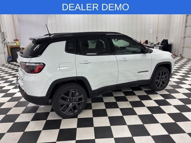 Used 2026 White Jeep Limited image 3