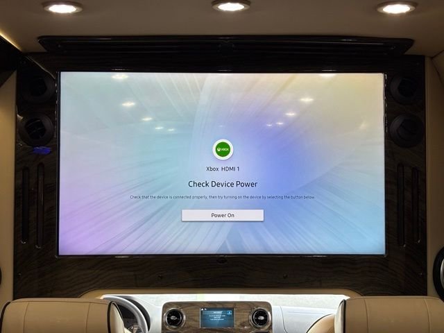Used 2021 Black Mercedes-Benz Discovery Cross Country image 6