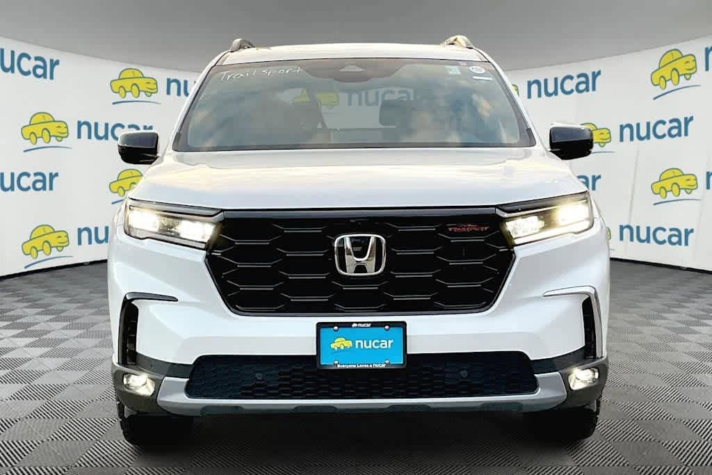 2025 Honda Pilot — photo 2
