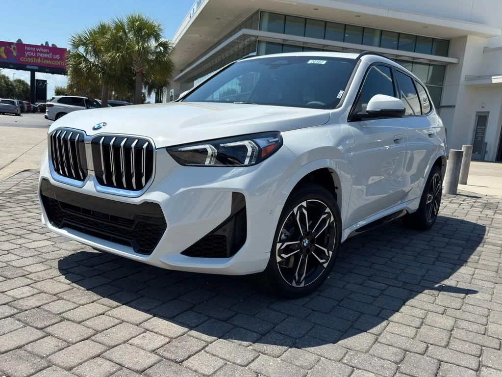 2026 BMW X1 xDrive28i's photo