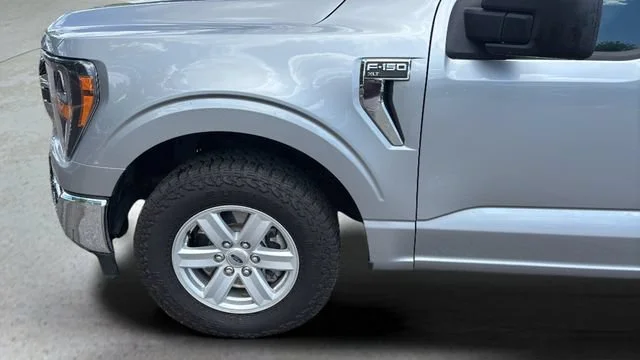 Used 2023 Silver Ford XLT image 28