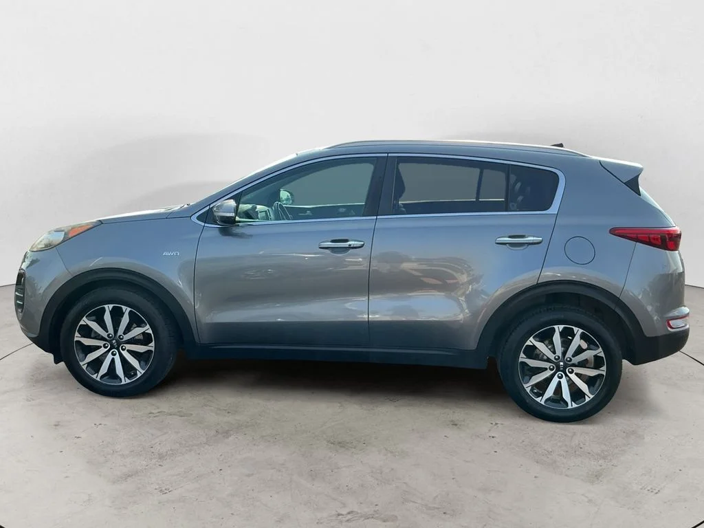 Used 2017 Silver Kia EX image 8