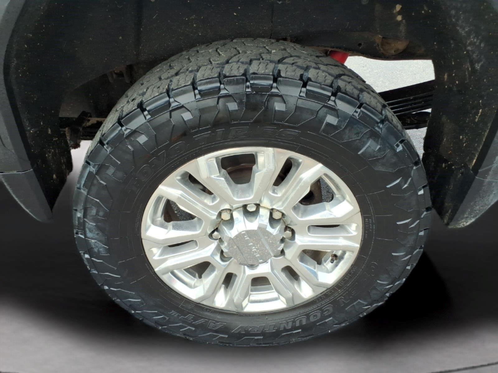 Used 2022 FOREST METALLIC GMC Denali image 11