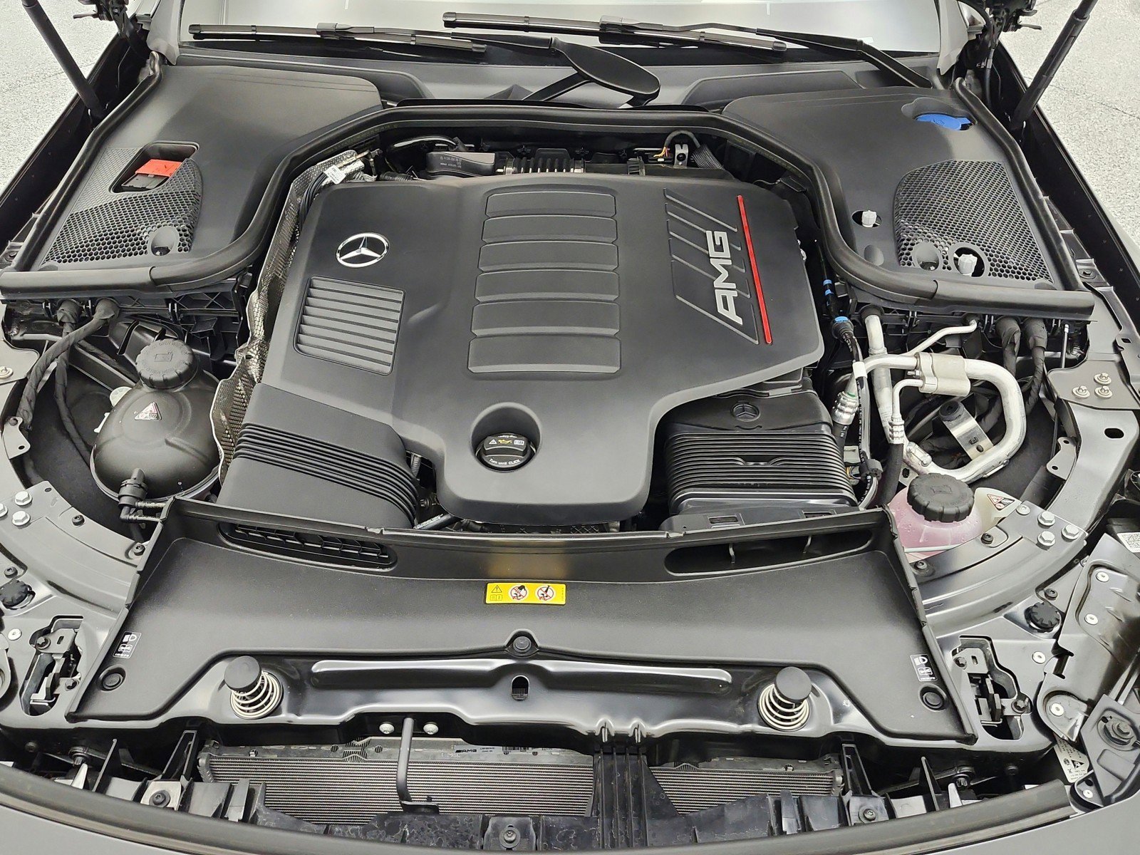 New 2026 MANUFAKTUR Graphite Grey Magno Mercedes-Benz AMG® GT 43 4-Door Coupe image 36