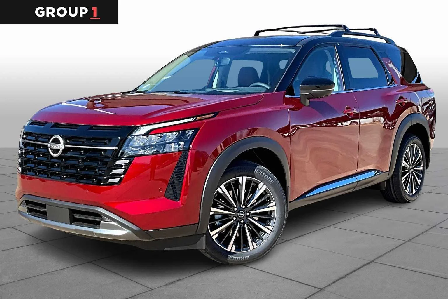 2026 Nissan Pathfinder Platinum 4WD's photo