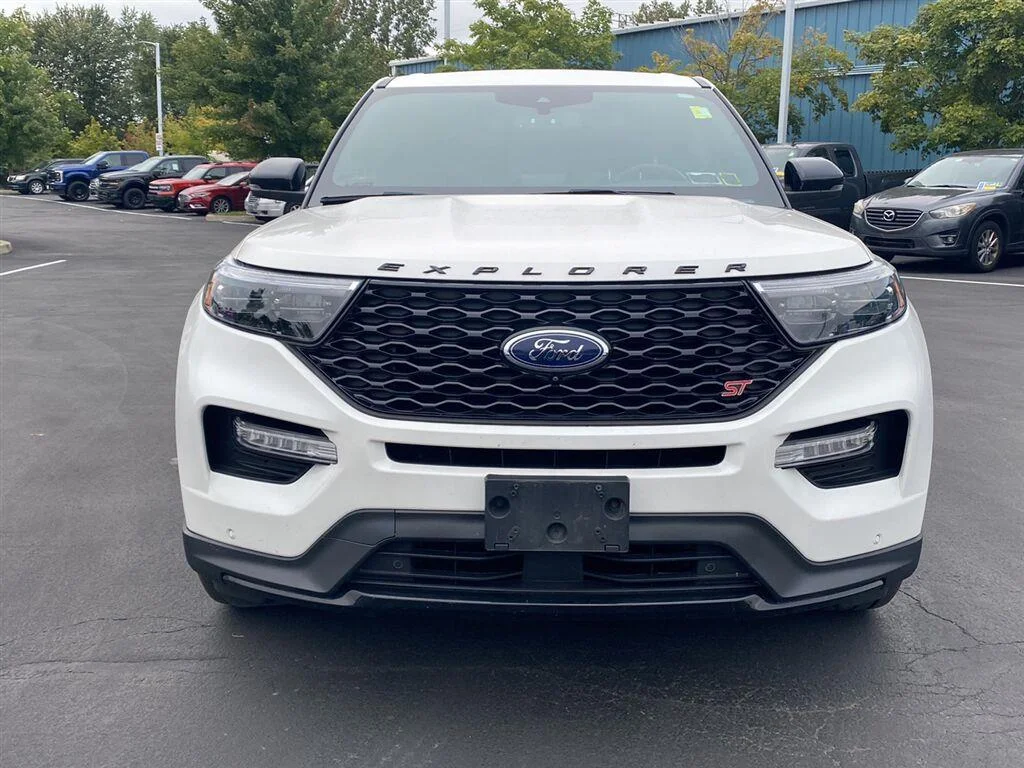 Used 2022 Star White Metallic Tri-Coat Ford ST image 6