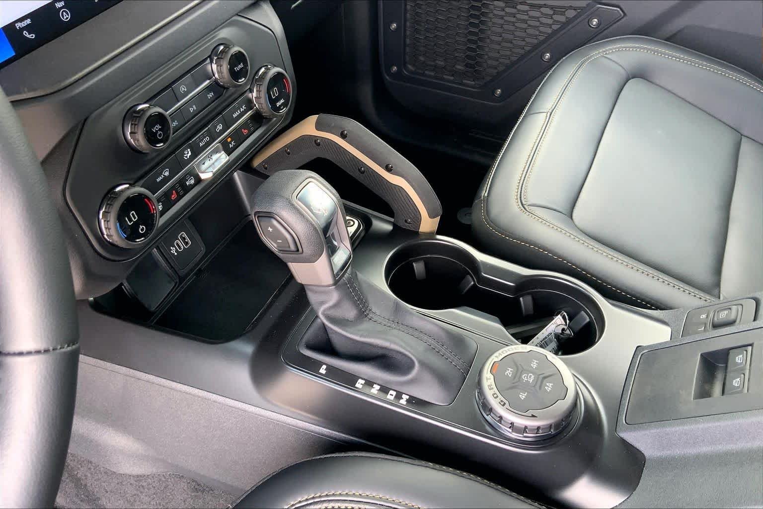 New 2026 Velocity Blue Metallic Ford Badlands® image 7