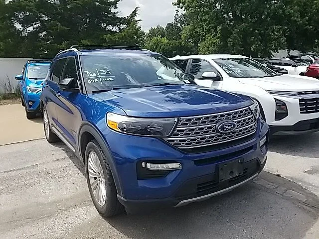 Used 2020 Blue Ford Limited image 4
