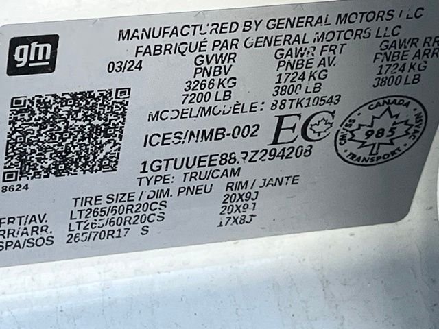Certified Used 2024 White GMC AT4 image 35