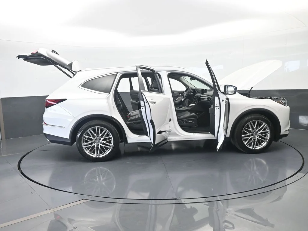 Used 2023 Platinum White Pearl Acura Advance image 83