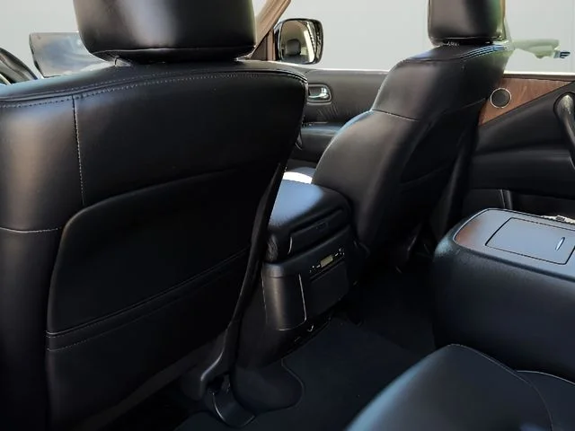 Used 2021 Black Nissan SL image 36