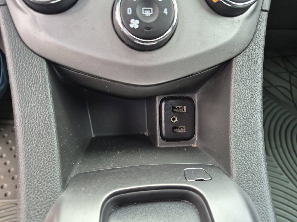 Used 2017 Silver Chevrolet LT image 37