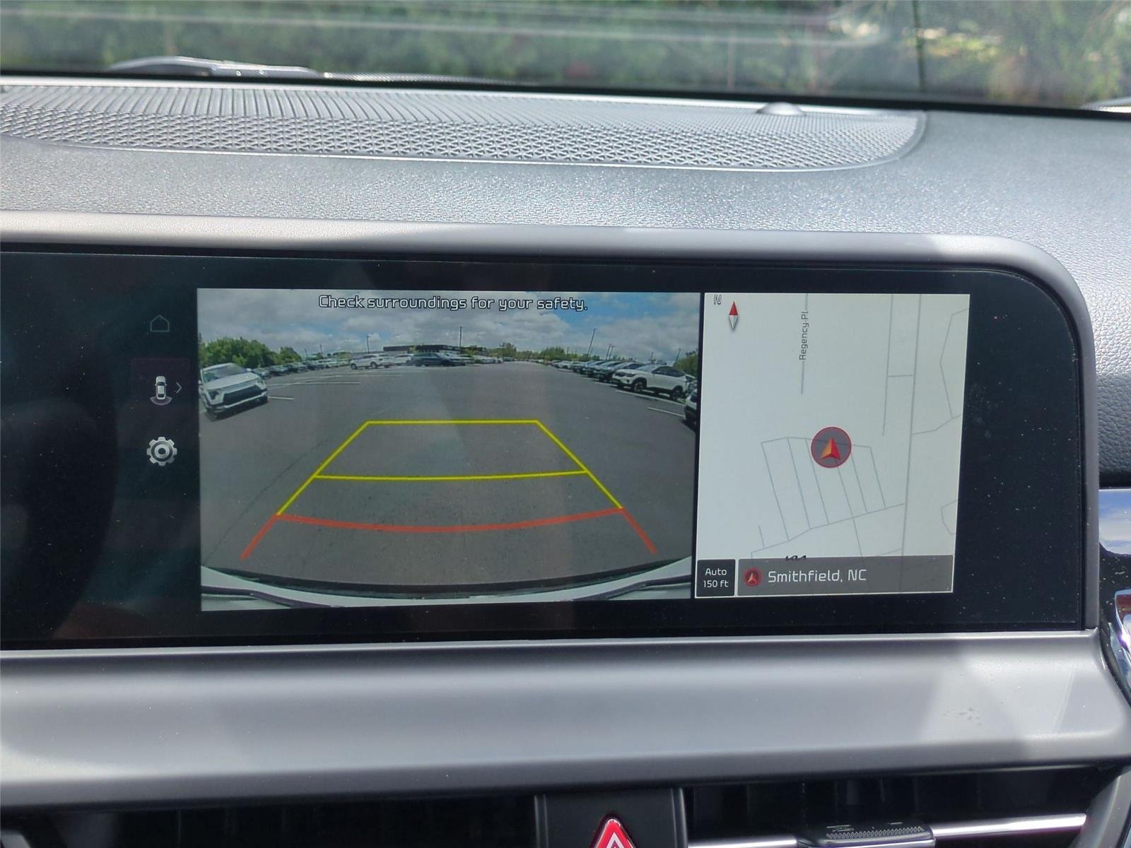 New 2026 Clear White/Black Roof Kia S image 26