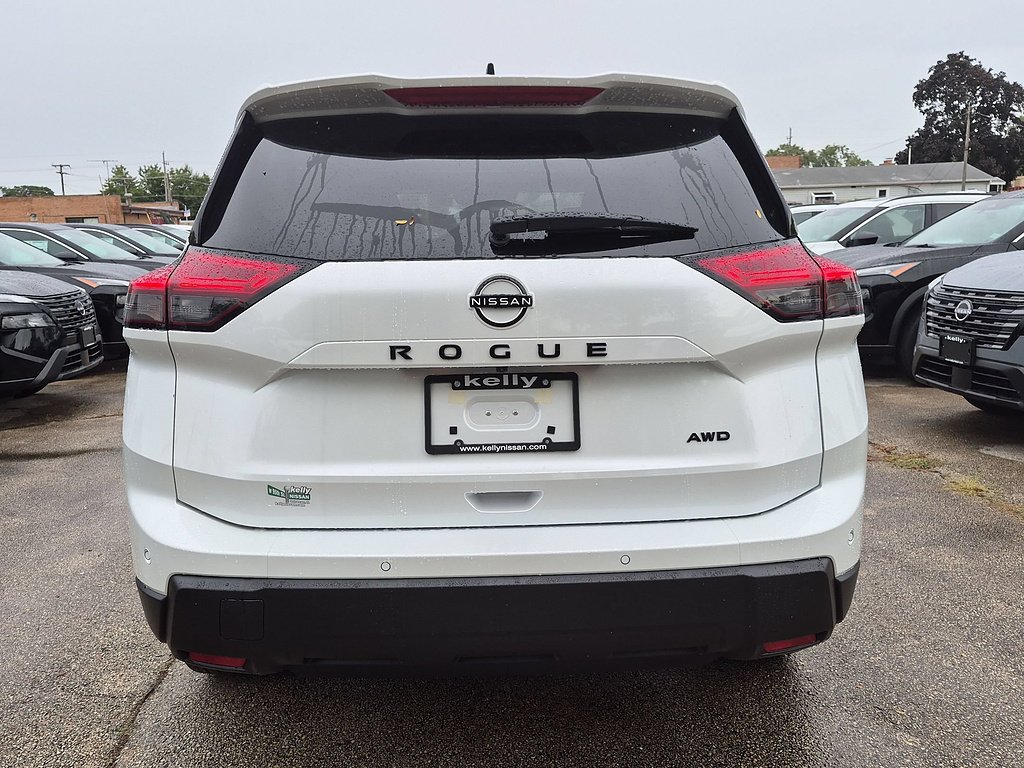 New 2026 Everest White Pearl TriCoat Nissan Dark Armor™ image 23
