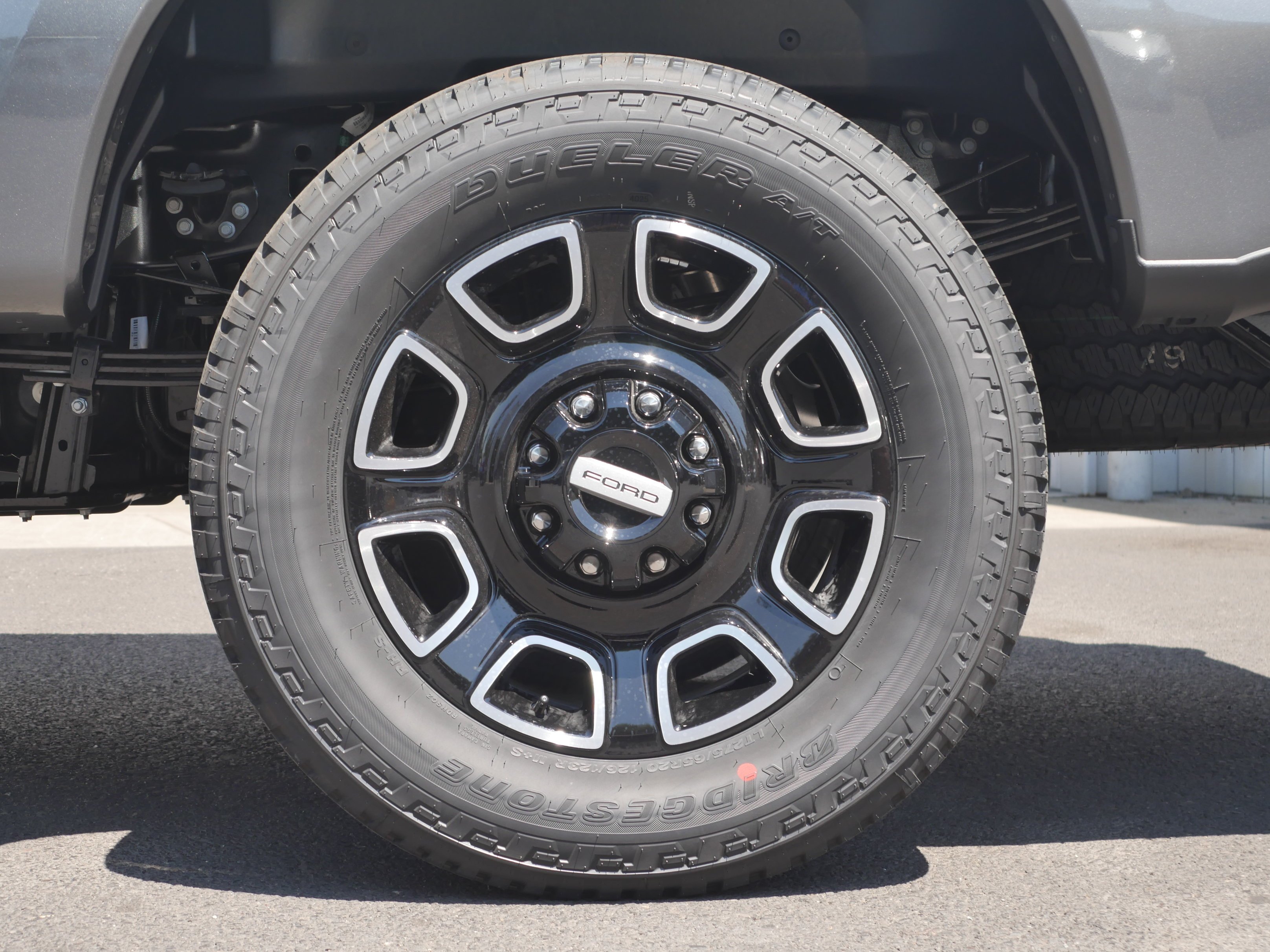 New 2026 Carbonized Gray Metallic Ford F-350® Platinum® image 22