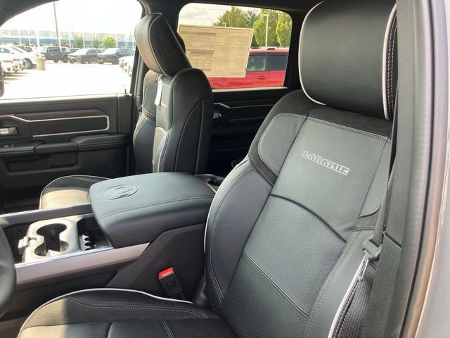 New 2026 Ceramic Gray Clear-Coat Exterior Paint RAM Laramie image 11